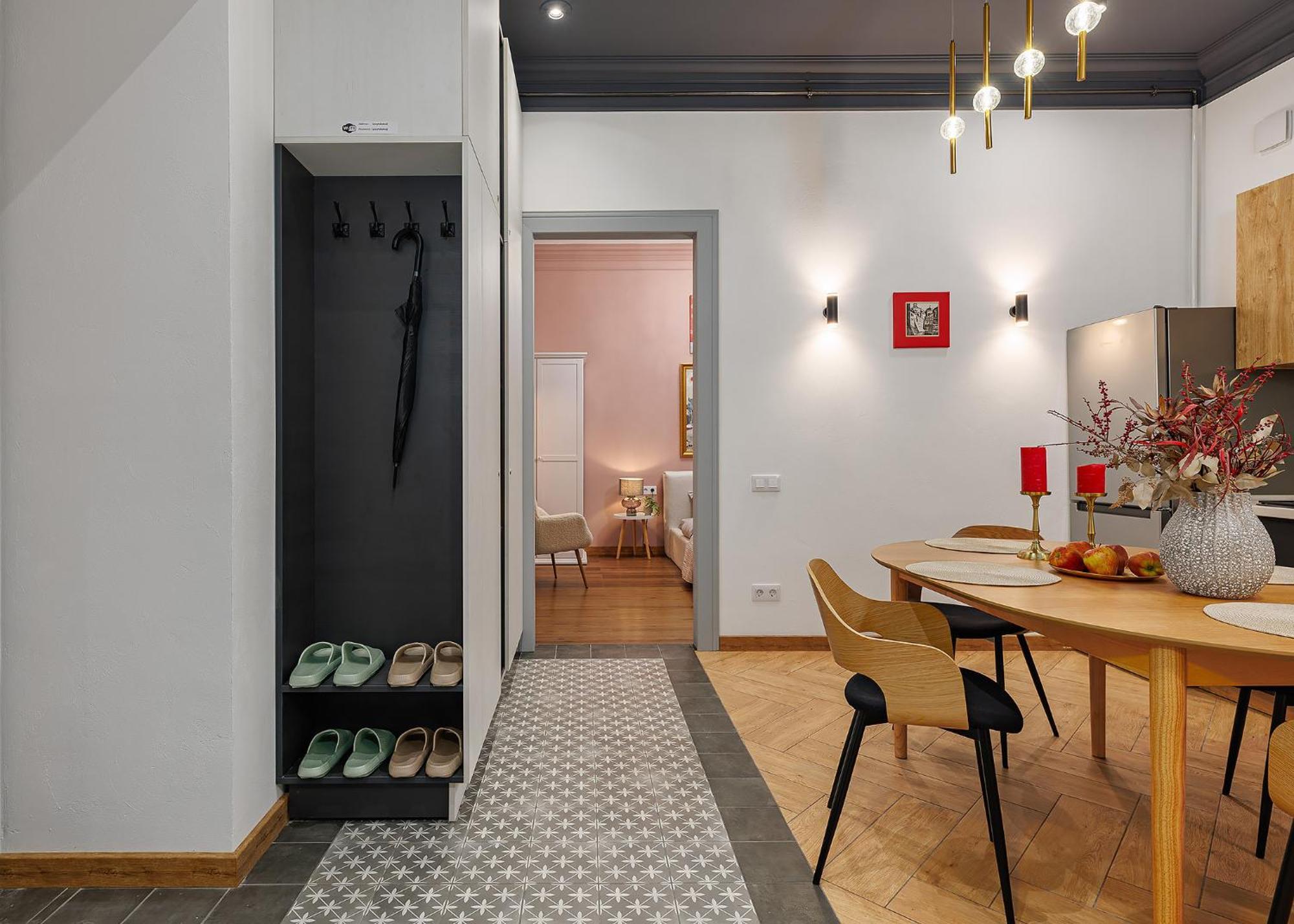 Grand Apartment Lviv Exterior photo